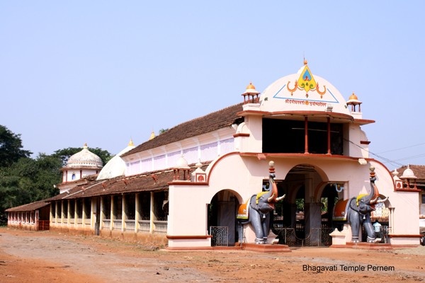 Храмовый комплекс Шри Бхагавати
