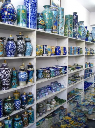 Особая голубая керамика в Дажйпуре
