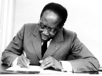 Первый президент Сенегала - Леопольд Сегар Сенгор