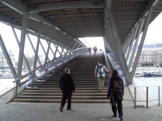 Этот мост двухуровневый