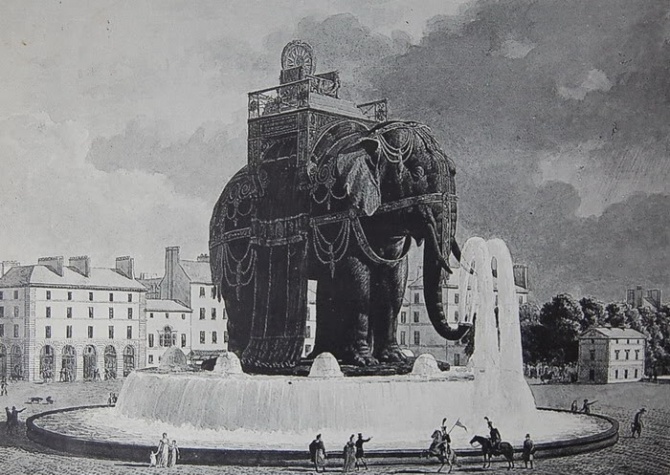 "Наполеоновский слон" простоял на площади 20 лет