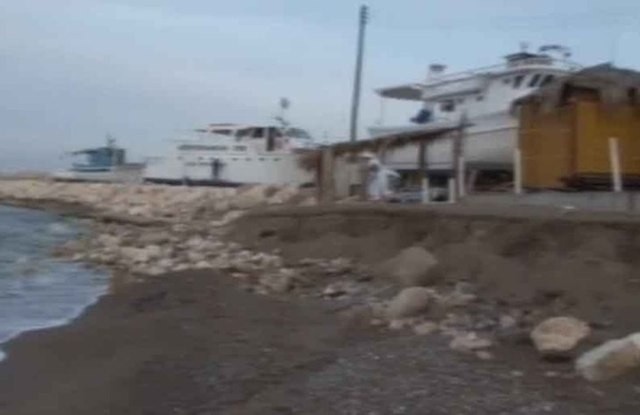 Одно из недавних землетрясений на Кипре: смыто два пляжа