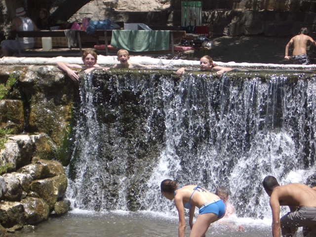 Водопады в парке Ган ха-Шлоша