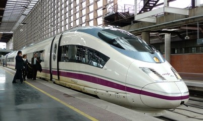 Скоростной поезд - лучший способ добраться до Барселоны из Мадрида наземно