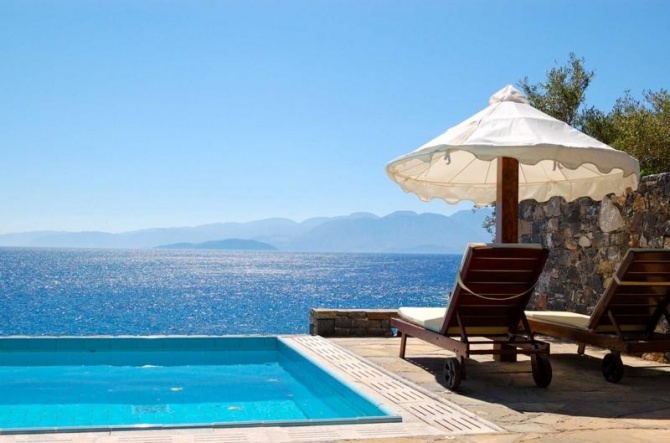 Крит — это увлекательный отдых на море в окружении чудесной природы